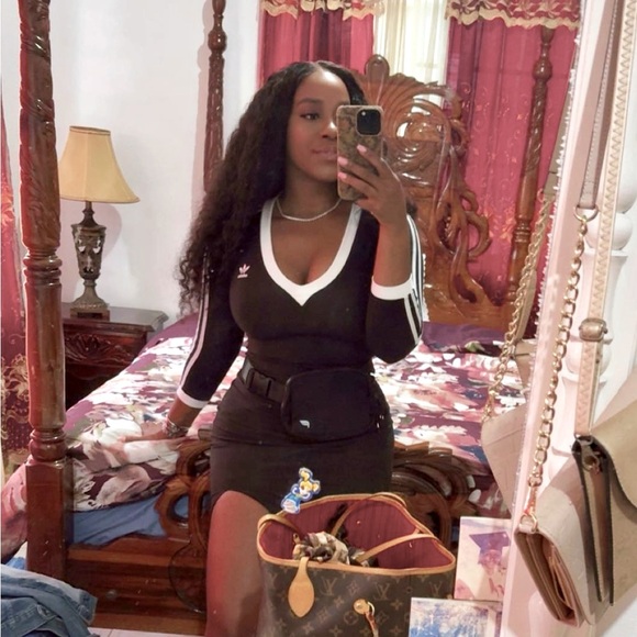 Meet your Posher, Mickel - Picture 1 of 1